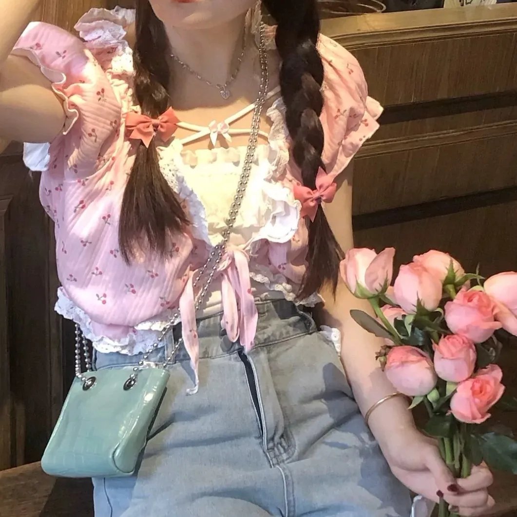 怪诞秀 在线观看封面